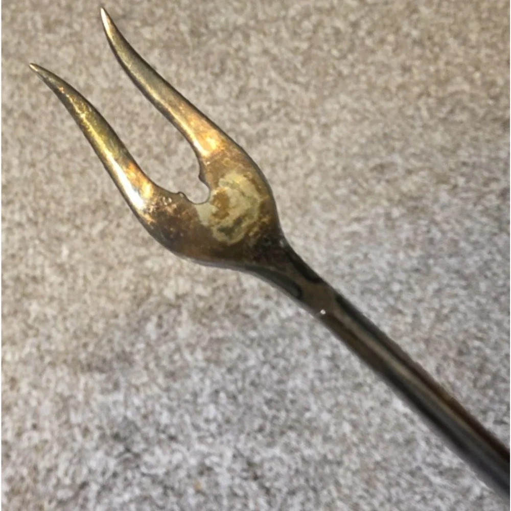 Vintage WM Rogers IS Lady Fair Design Cocktail Pickle Olive Fork - 6